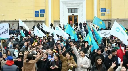 Партия «AMANAT» провела митинг в поддержку послания президента