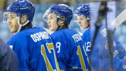 Казахстан потерпел второе разгромное поражение на ЮЧМ по хоккею