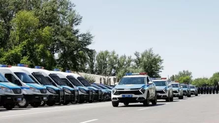 Полицейские Карагандинской области получили 200 новых автомобилей