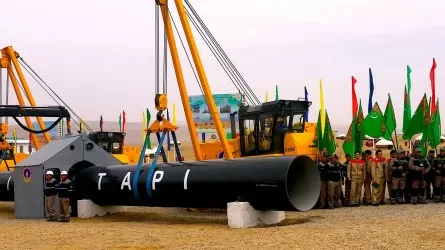 Түрікмендер тәліптермен бірге ашқан газ құбырын артынша бұзып тастады