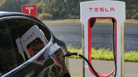 Евросоюз может снизить пошлину для электромобилей Tesla, произведенных в Китае