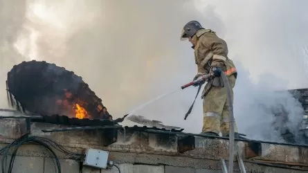 Почти 140 домов полыхнуло за неполных четыре месяца в Карагандинской области