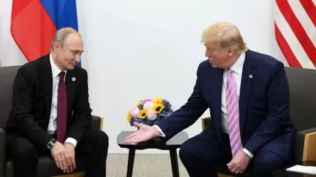 Трамп пен Путин телефон арқылы сөйлесті