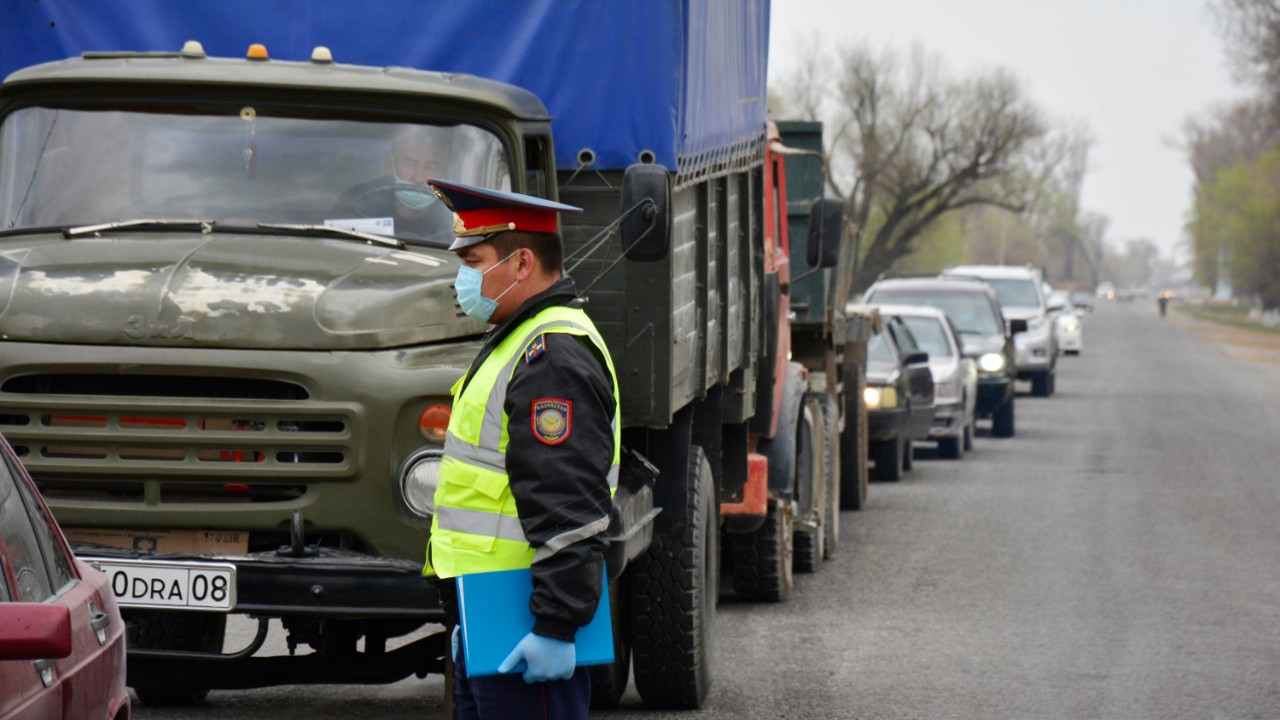 В Алматы планируют ограничить движение грузового транспорта 